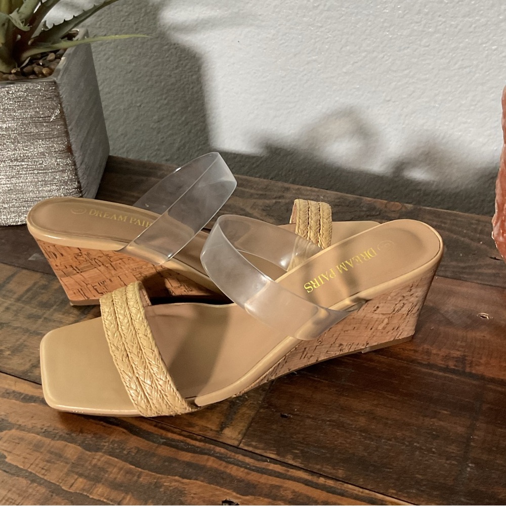Cork wedge